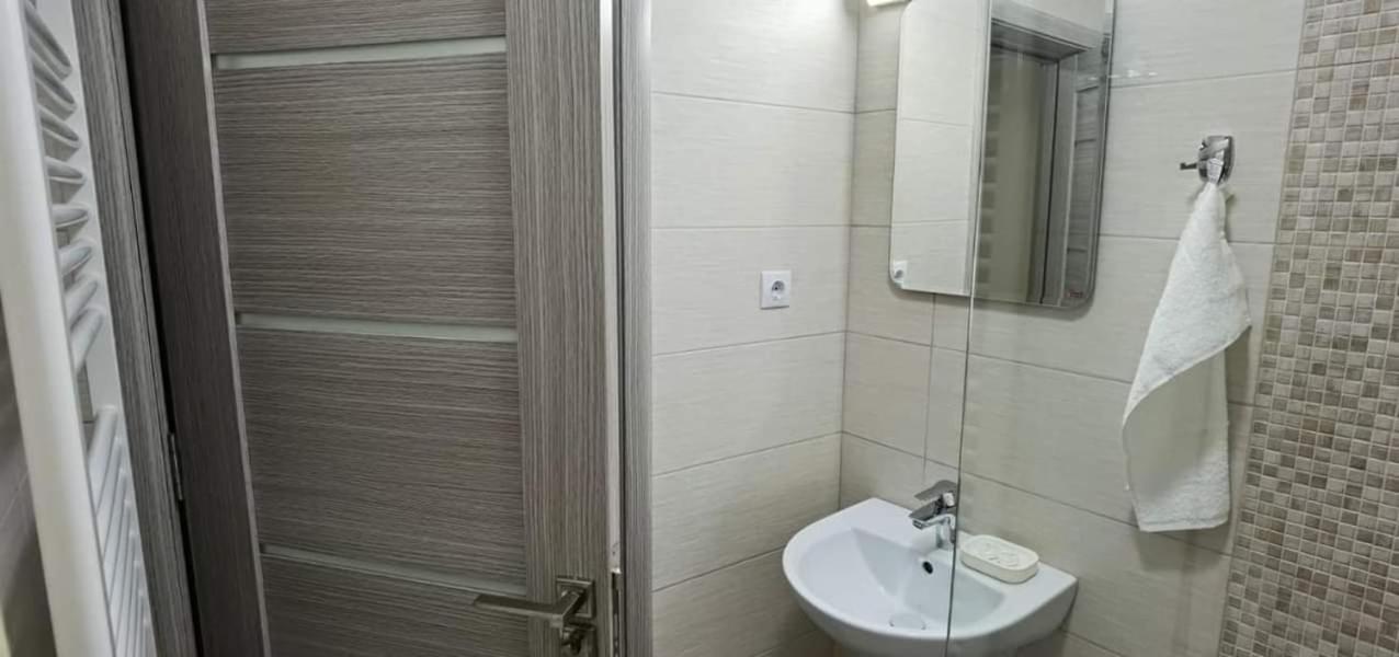 فندق Casa Cizi Călimăneşti المظهر الخارجي الصورة