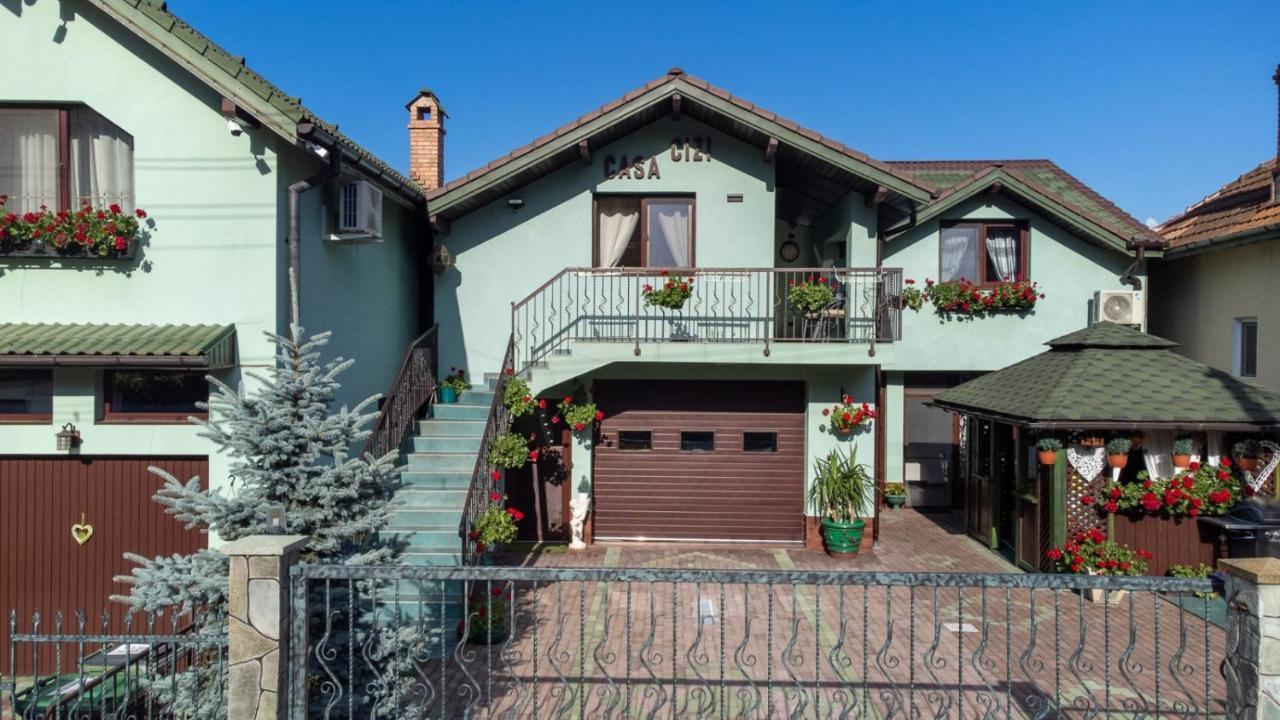 فندق Casa Cizi Călimăneşti المظهر الخارجي الصورة